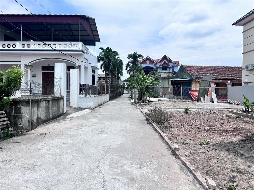 Bán đất tại thôn bãi sậy 2, tân dân, khoái châu 60m, mặt tiền 6m giá 2,45 tỷ