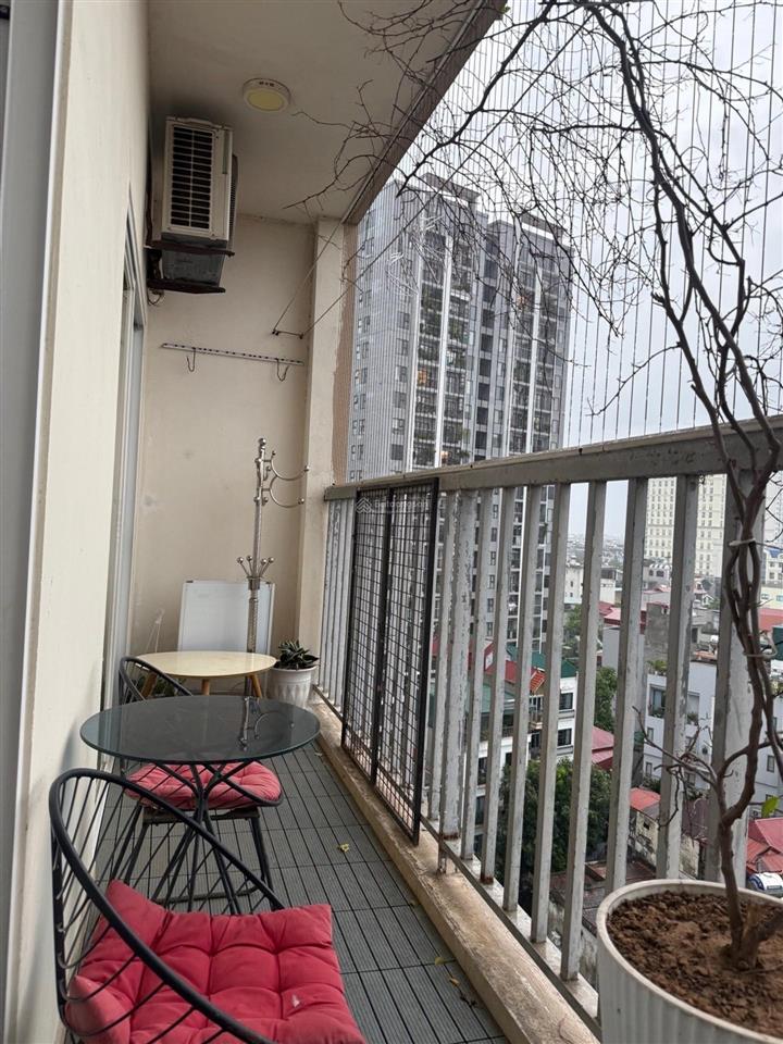 Bán ch 2pn, 90m2 tại berriver jardin long biên, giá 8 tỷ vnd, tầng cao, full nội thất
