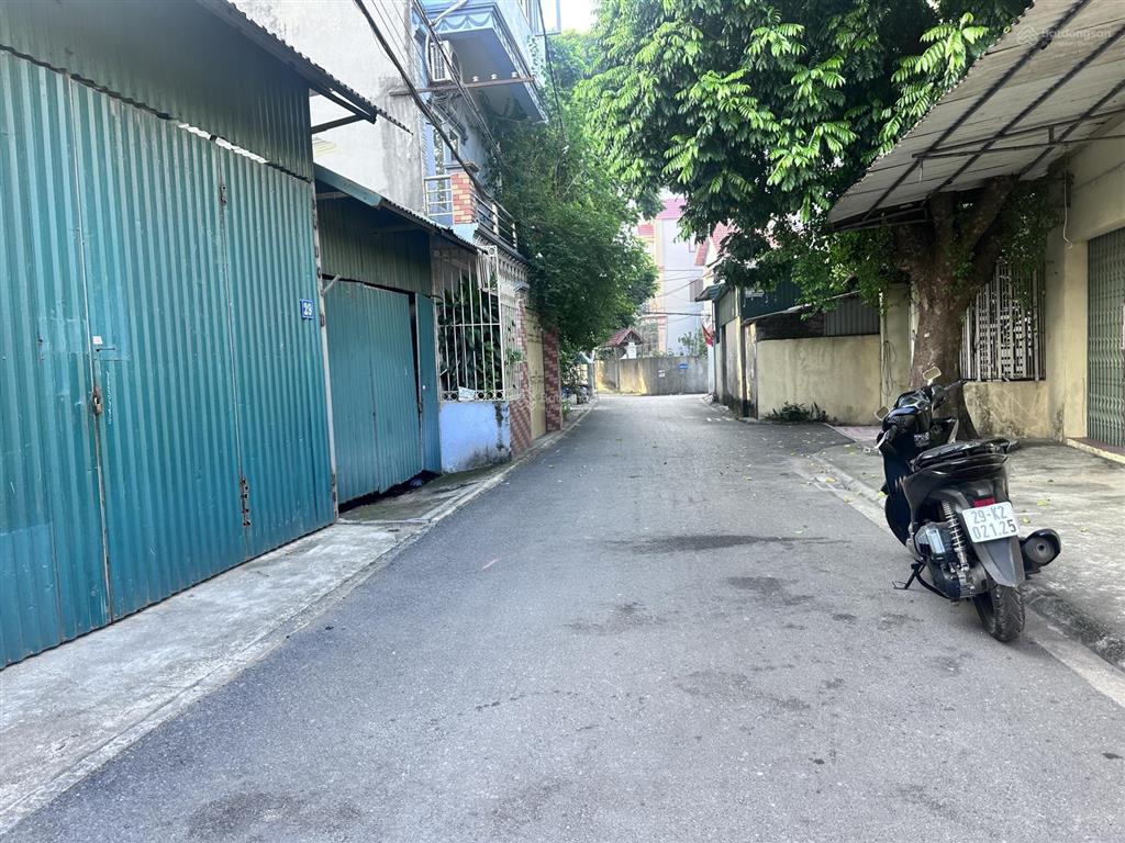 Bán đất tại ngọc động, xã bát tràng, huyện gia lâm, 4,1 tỷ, 55 m2, mặt ngõ ô tô, thông, kinh doanh
