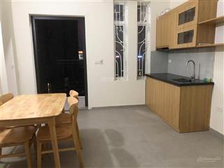 Cho thuê căn hộ dịch vụ 60m2, 1 ngủ, 1 khách giá 7 triệu full nội thất, sân phơi riêng
