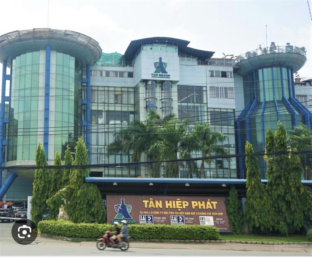Chủ định cư nước ngoài gửi bán miếng đất có thổ cư 750m2  sổ hồng, gần sông gần ql13