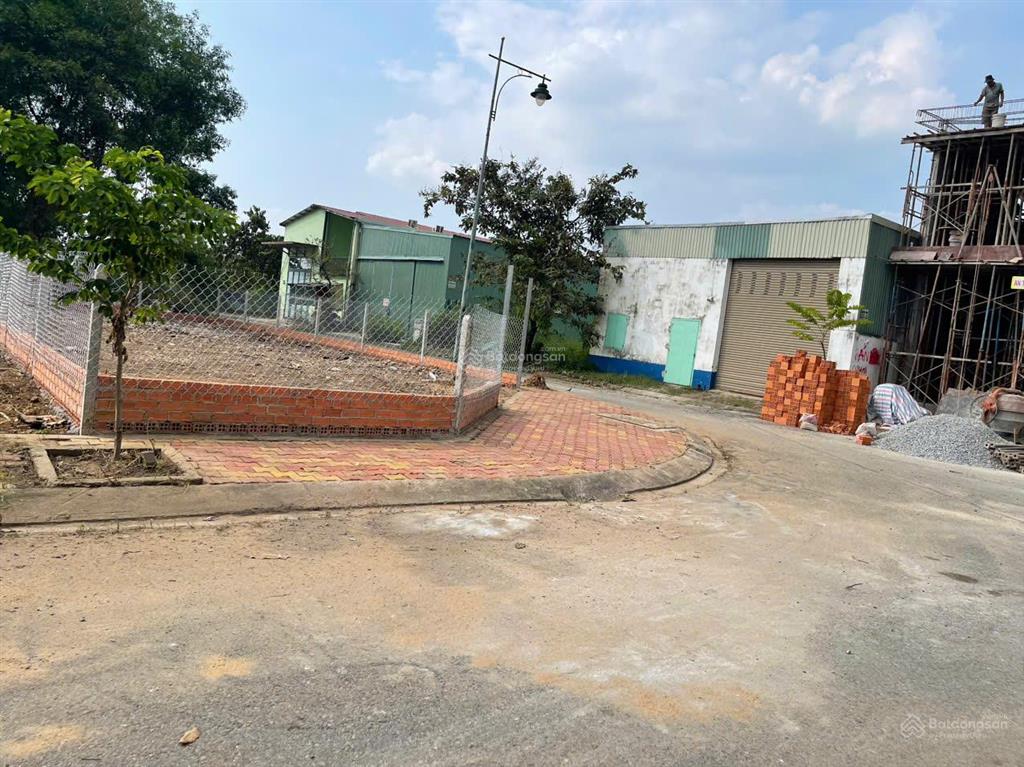 Đất biệt thự kdc vĩnh phú i  view sông 352m2 (16x22) đường nhựa  có vỉa hè  mặt sông mát mẽ
