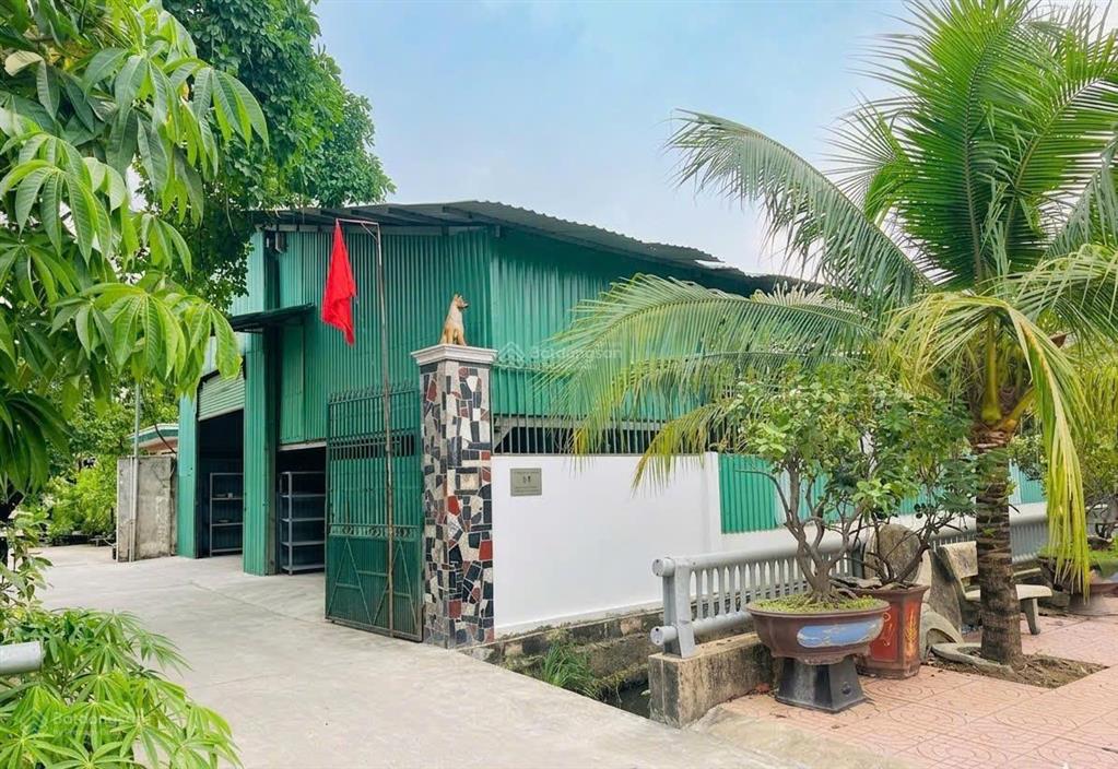 Đất vĩnh phú 23 gần ql13, dt 270m2 (ngang 14m) có kho sẵn, điện 3 pha, đang cho thuê sẵn
