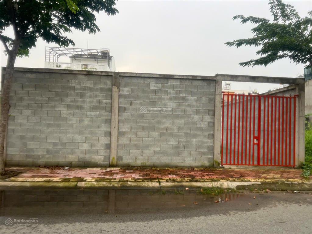 Cần vốn duy trì kinh doanh nên gia đình tôi bán lỗ miếng đất 220m2 xác bên ngô chí quốc  thủ đức