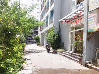 Chung cư âu cơ  liên chiểu 2pn tầng thấp cần bán với giá rẻ.  0968 678 ***