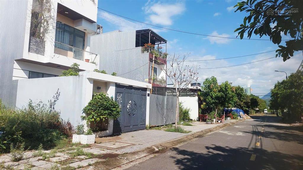 Bán lô đất đẹp trung tâm thanh khê  đường nguyễn giản thanh/  0968 678 ***