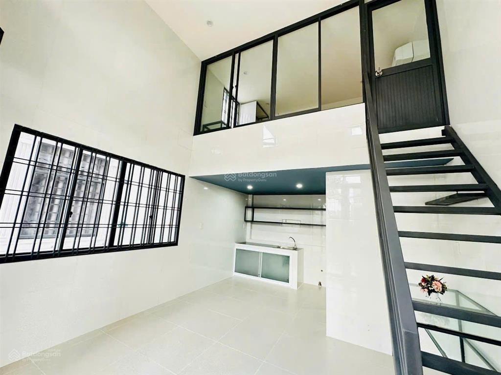 Nhà 6tr  2pn  trệt lửng  kdc hưng phú  sân đậu ô tô  dt 6x7,5m + 6x4,5m