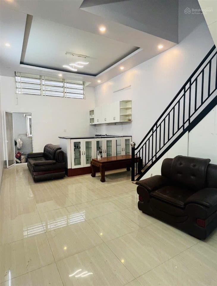 Nhà 9tr  2pn  trệt lửng  đầu kdc hưng phú  lộ 16m  vị trí đẹp  ko ngập