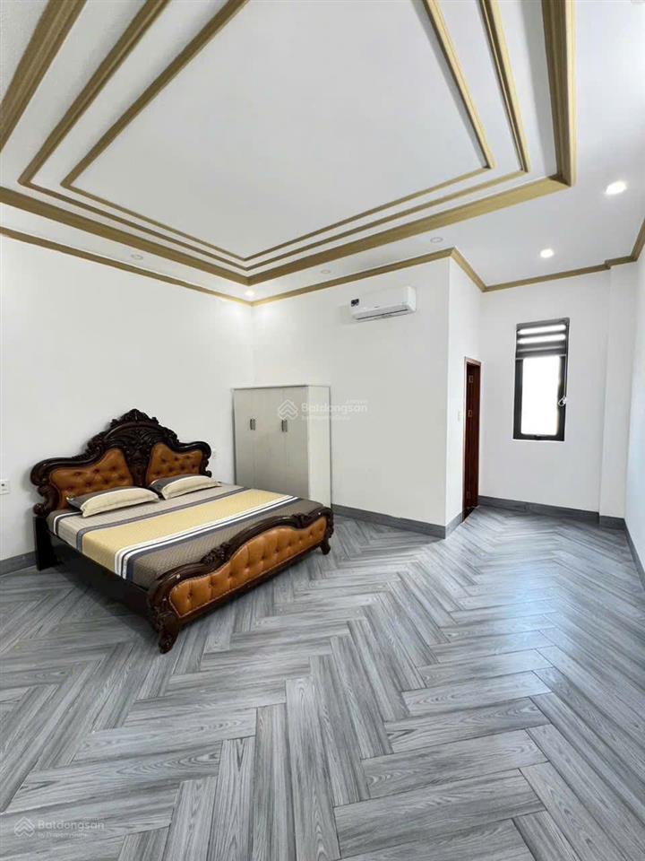 Nhà cho thuê mặt tiền kd 20tr  4pn  trệt 3 lầu  full nội thất  kdc văn hóa tây đô