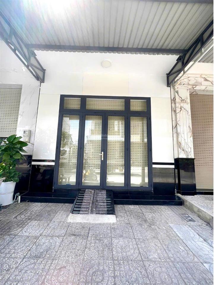 Nhà cho thuê 8tr  1pn  trệt rộng mới  kdc hưng phú  lộ 16m