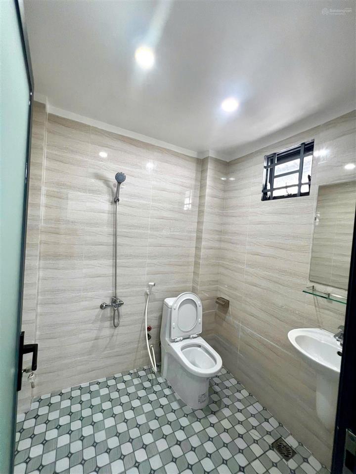 Nhà cho thuê 8tr  1pn  trệt rộng mới  kdc hưng phú  lộ 16m