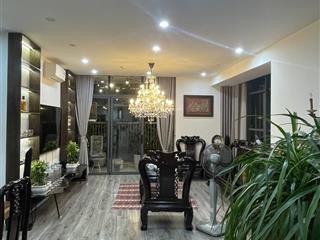 Chính chủ cần bán căn hộ 136 m ,4 n,2vs ,toà new skyline văn quán ,hđ ,sổ đỏ chính chủ ,giá 13 tỷ