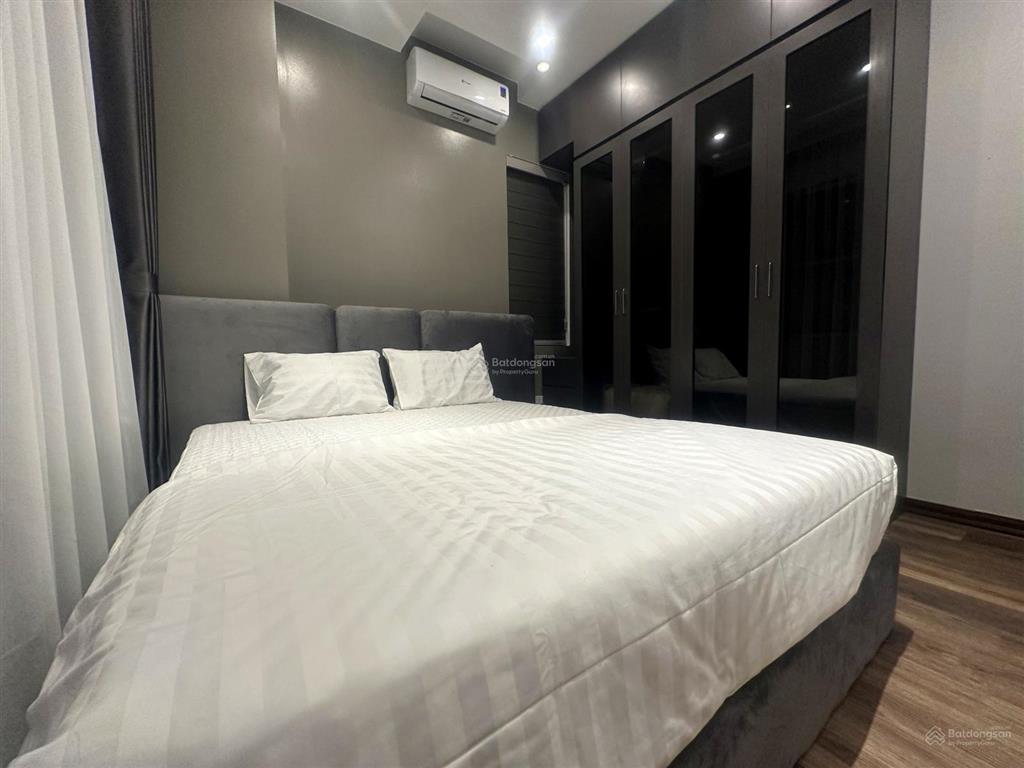 Chính chủ bán biệt thự song lập 120m2 trung tâm khu san hô, sát hồ tạo sóng, chung cư, công viên.