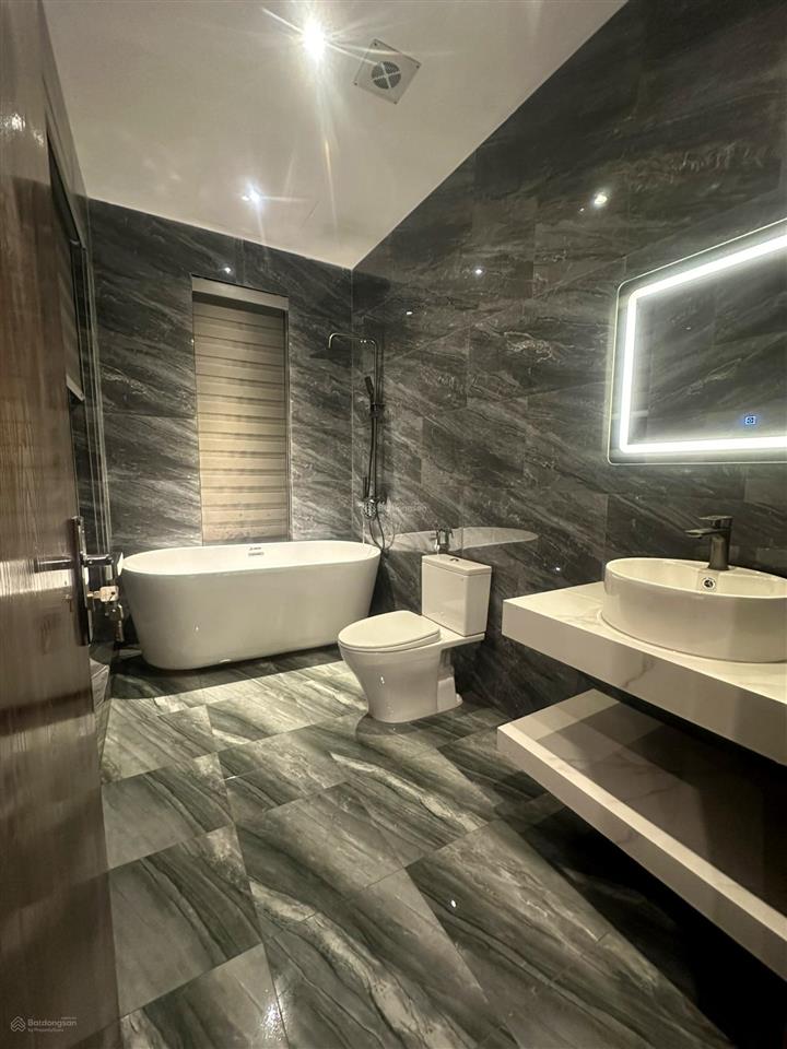 Chính chủ bán biệt thự song lập 120m2 trung tâm khu san hô, sát hồ tạo sóng, chung cư, công viên.