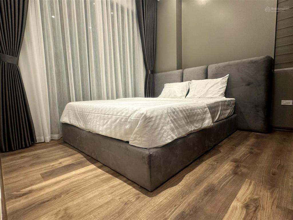 Chính chủ bán biệt thự song lập 120m2 trung tâm khu san hô, sát hồ tạo sóng, chung cư, công viên.