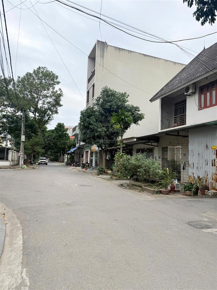 Bán nhà tđc thạch bàn, vỉa hè rộng, 95m2, 3 tầng, mặt tiền 5.2m, giá nhỉnh 19 tỷ.