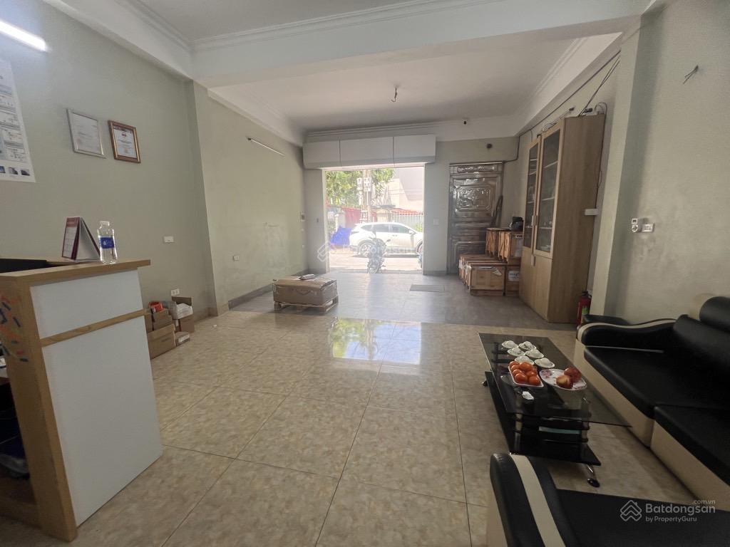 Bán nhà tđc thạch bàn, vỉa hè rộng, 95m2, 3 tầng, mặt tiền 5.2m, giá nhỉnh 19 tỷ.