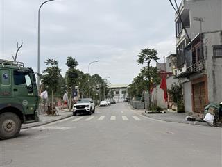 Bán nhà tđc thạch bàn, vỉa hè rộng, 95m2, 3 tầng, mặt tiền 5.2m, giá nhỉnh 19 tỷ.