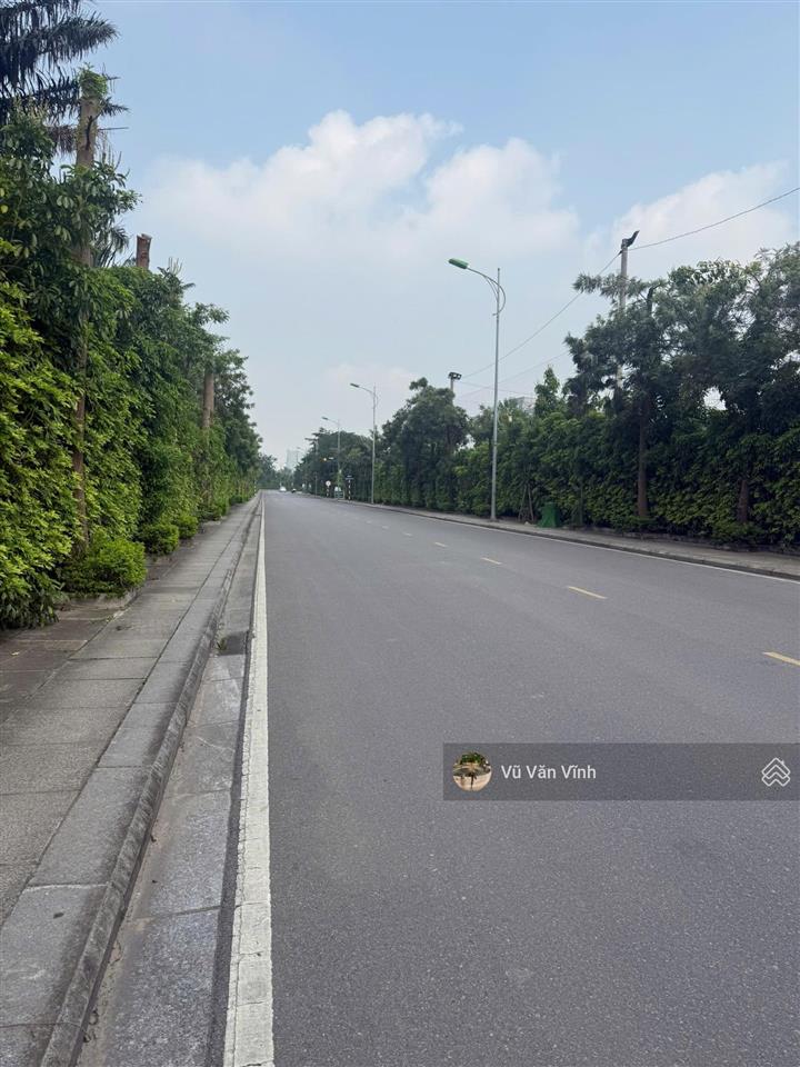 Bán đất khu quân đội 918, cạnh sân golf, ô tô tránh, vỉa hè rộng, 51m2, giá nhỉnh 12 tỷ.