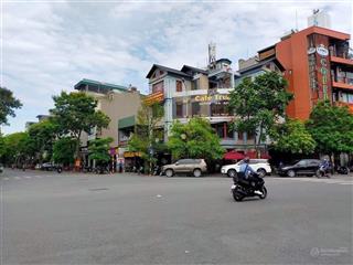 Bán đất mặt công viên, phố cổ linh, phố trạm, 120m2, mặt tiền 6.3m, giá nhỉnh 39 tỷ.