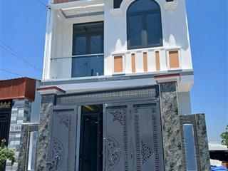 Bán nhà mới xây 100%, nhà mặt tiền nhựa thông 409 phước vỉnh an củ chi, dt 5 x 19 full thổ cư