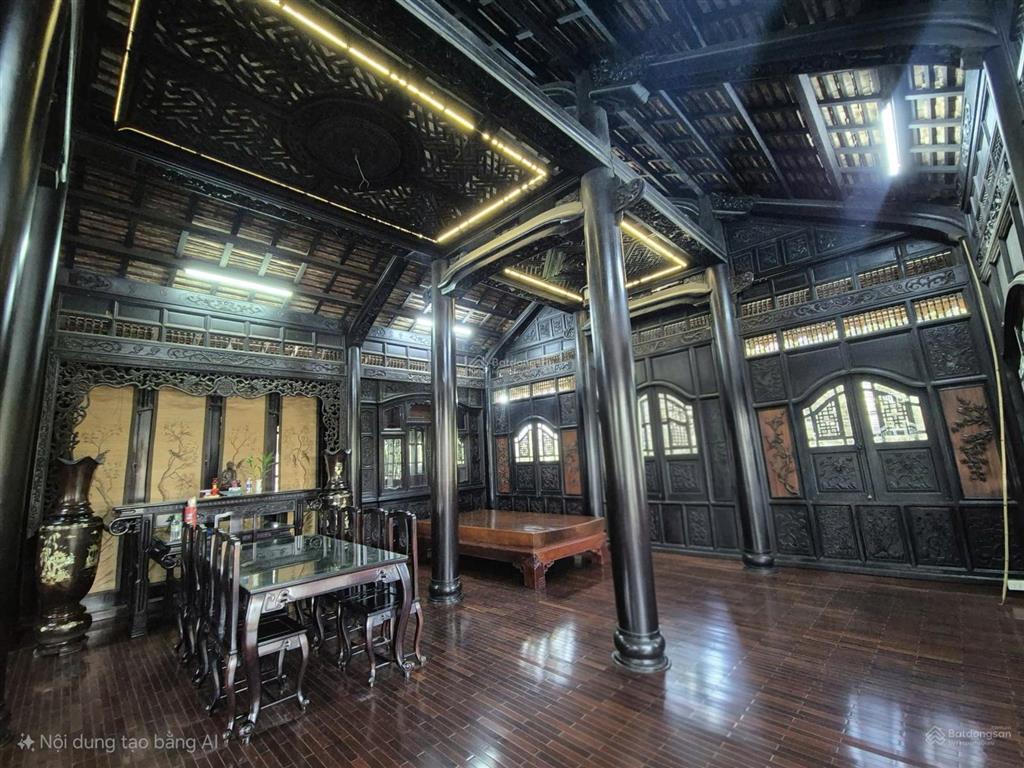 Siêu phẩm biệt thự gỗ sân vườn 2.320m2 2 mặt tiền nhựa hiếm có tại hóc môn