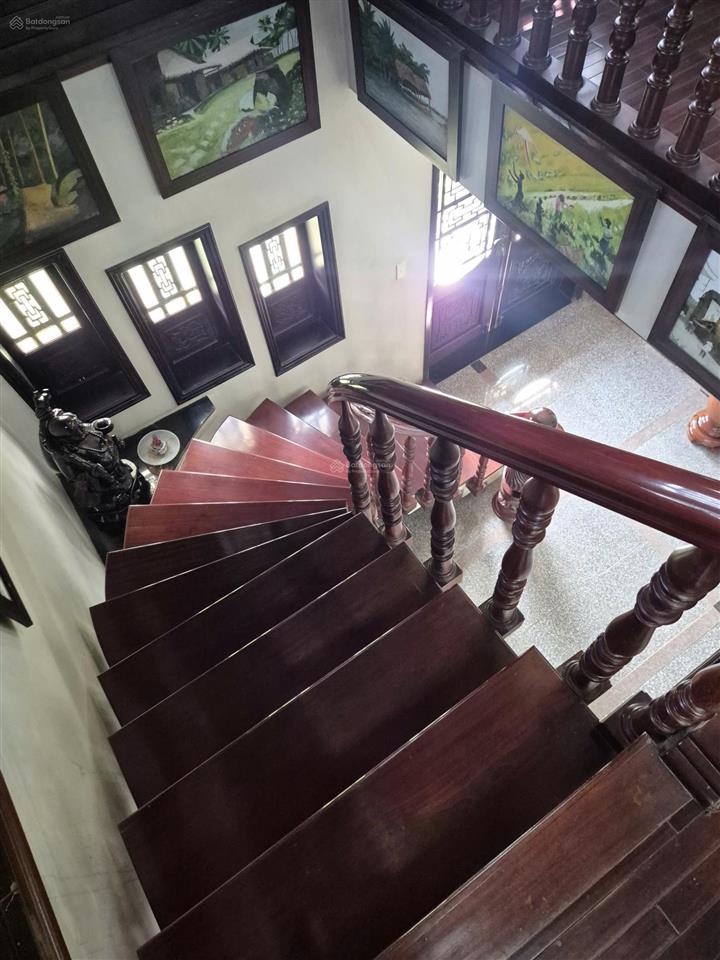 Siêu phẩm biệt thự gỗ sân vườn 2.320m2 2 mặt tiền nhựa hiếm có tại hóc môn