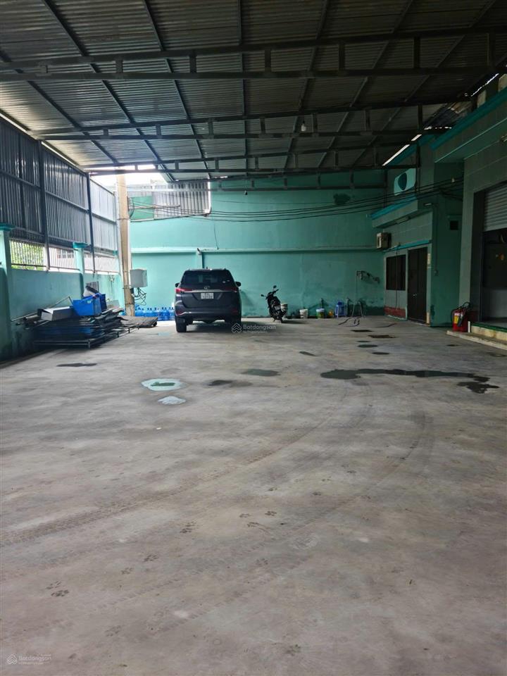Bán kho xưởng (thuê 40tr 1/tháng) cần bán gấp về nước (đường xe 5 tấn, xưởng tân phú trung