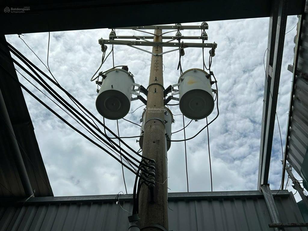 Bán kho xưởng (thuê 40tr 1/tháng) cần bán gấp về nước (đường xe 5 tấn, xưởng tân phú trung