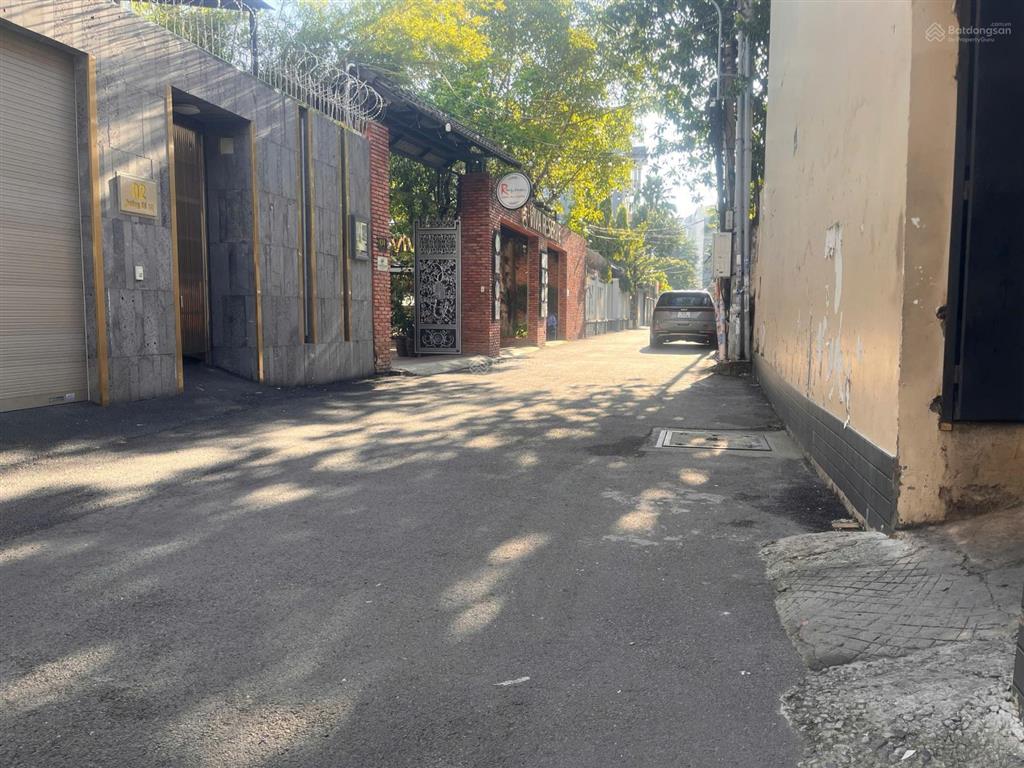 Nhà vị trí đẹppháp lí rõ ràng56m22 tầngan ninhgần chợ5,9 tỷ thương lượng