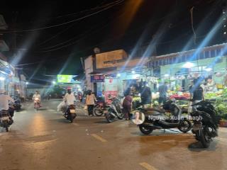 Mặt bằng kinh doanh tốtngay chợ hoa cau q9100m22pn2wcchỉ 11,2tỷ