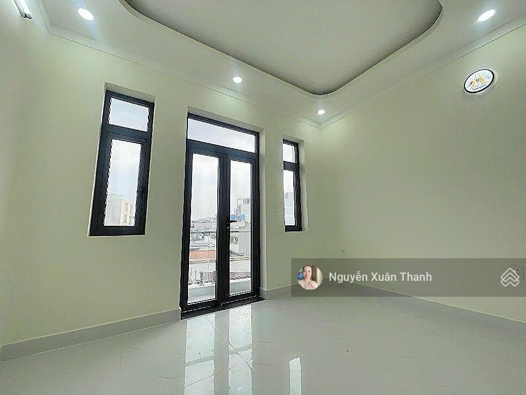 Nhà mới ở ngayan cư lâu dài4 tầnghxhkhu an ninhgần chợ6,5 tỷ thương lượng