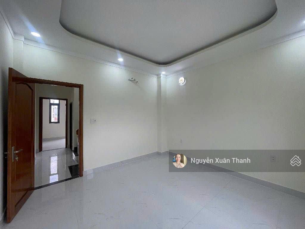 Nhà mới ở ngayan cư lâu dài4 tầnghxhkhu an ninhgần chợ6,5 tỷ thương lượng