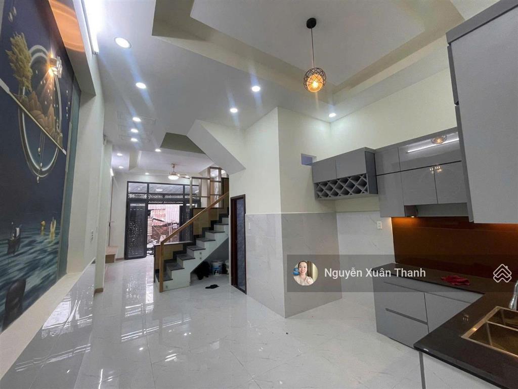 Nhà mới ở ngayan cư lâu dài4 tầnghxhkhu an ninhgần chợ6,5 tỷ thương lượng