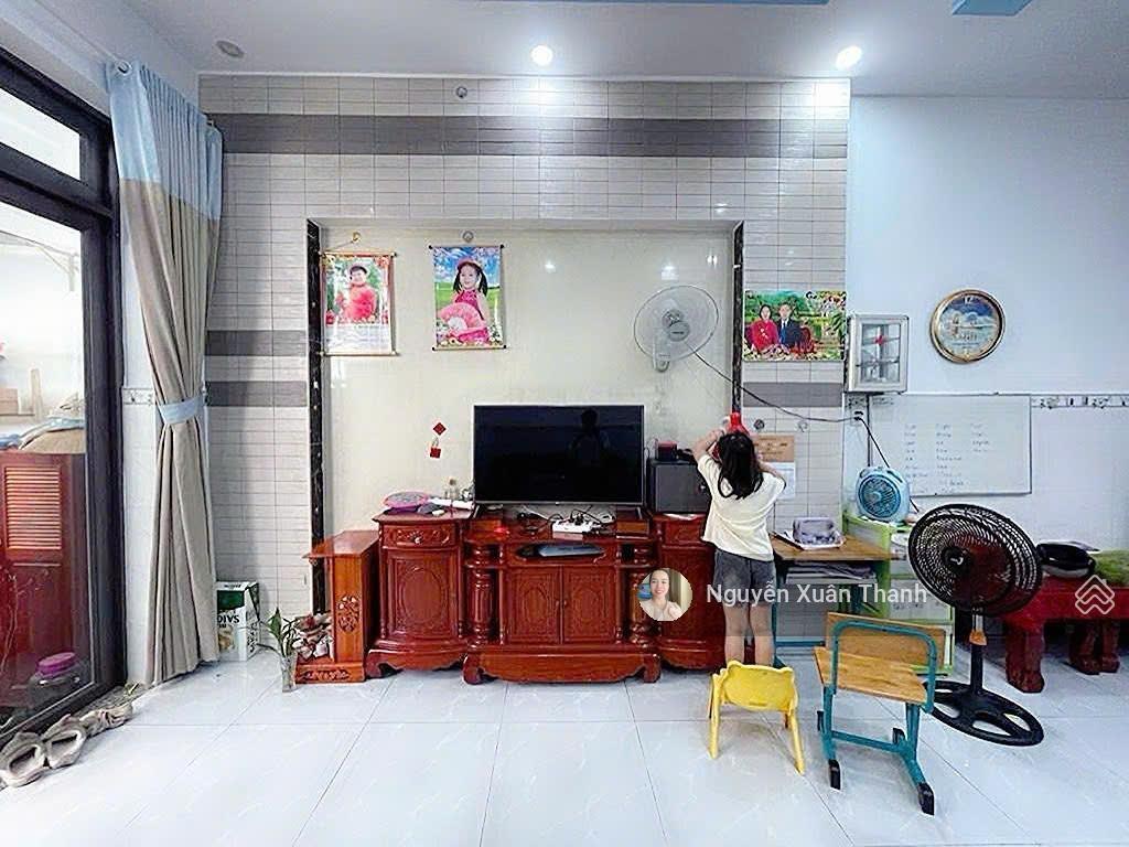 6,5tỷđỗ xuân hợp q9hẻm ô tô 3pn, 3wc 75m2 pháp lý chuẩngần chợở ngay