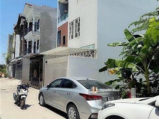 Khách mua ở đừng bỏ lởnhà đẹp 2 tầng75m2hẻm ô tôphước long quận 9chỉ 6,5 tỷ