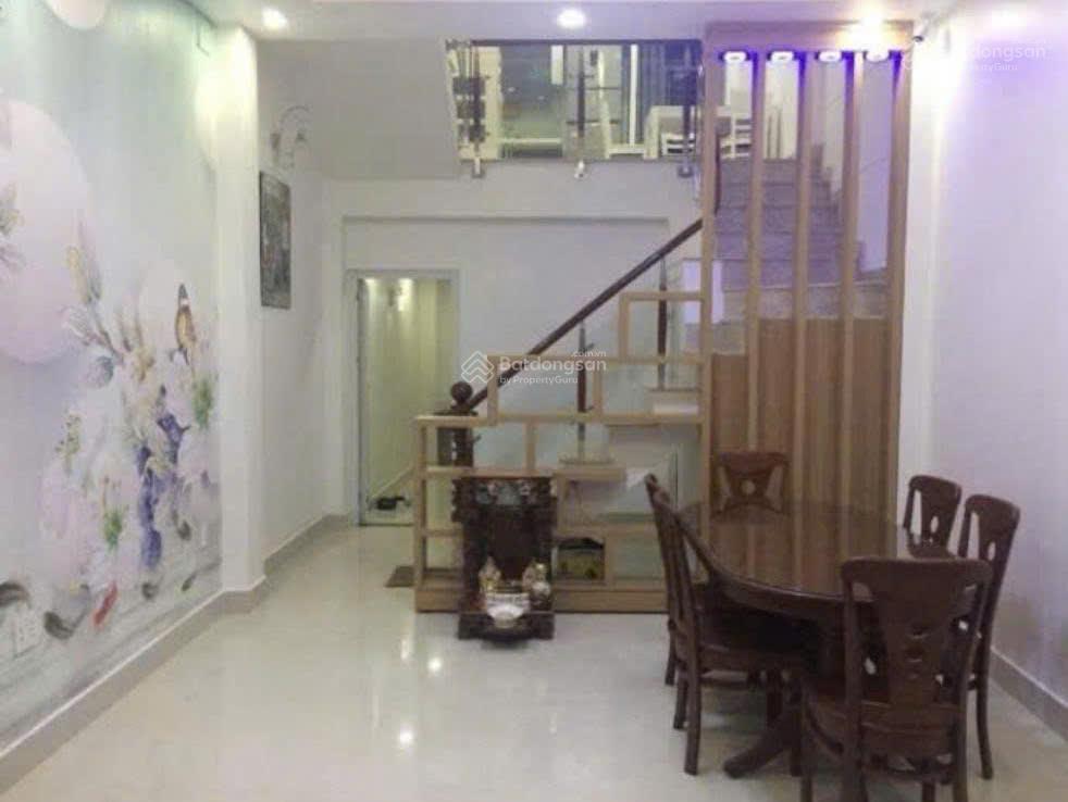 Nhà mât tiền thiết kế hiện đạinội thất sang trọng3 tầnghoàn cônglê văn thịnhq210,2 tỷ tl
