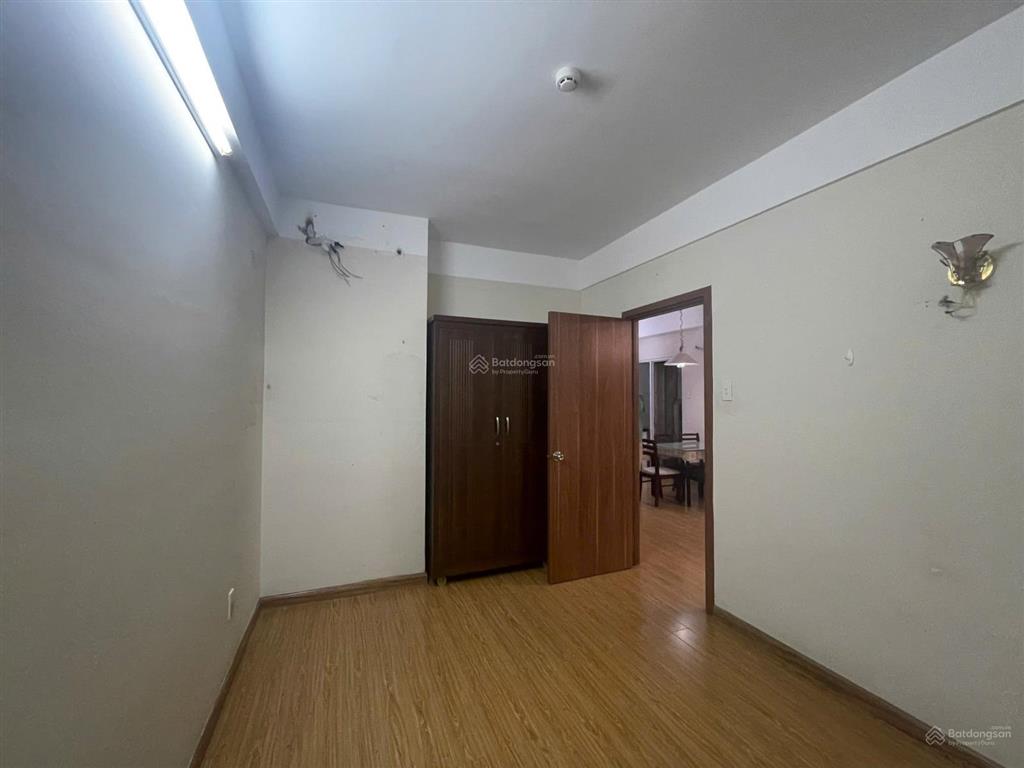 Cho thuê căn hộ flora anh đào, 2pn 2wc giá 8,5 triệu