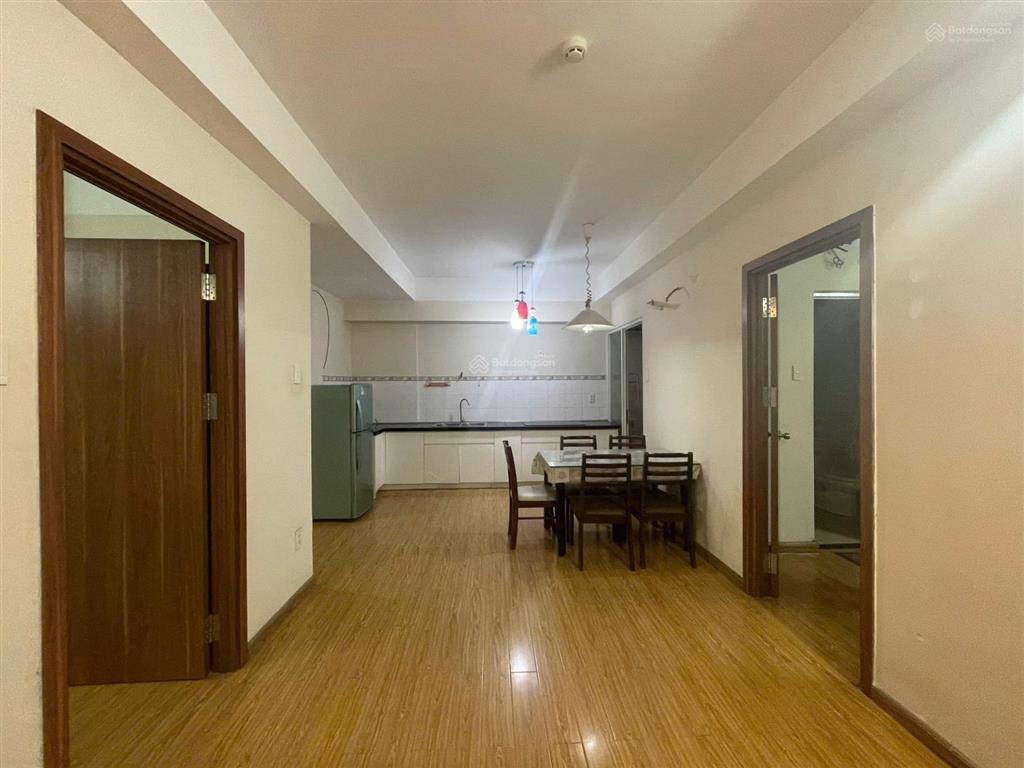 Cho thuê căn 1pn+, 1wc flora anh đào full nội thất giá 7.5tr/tháng