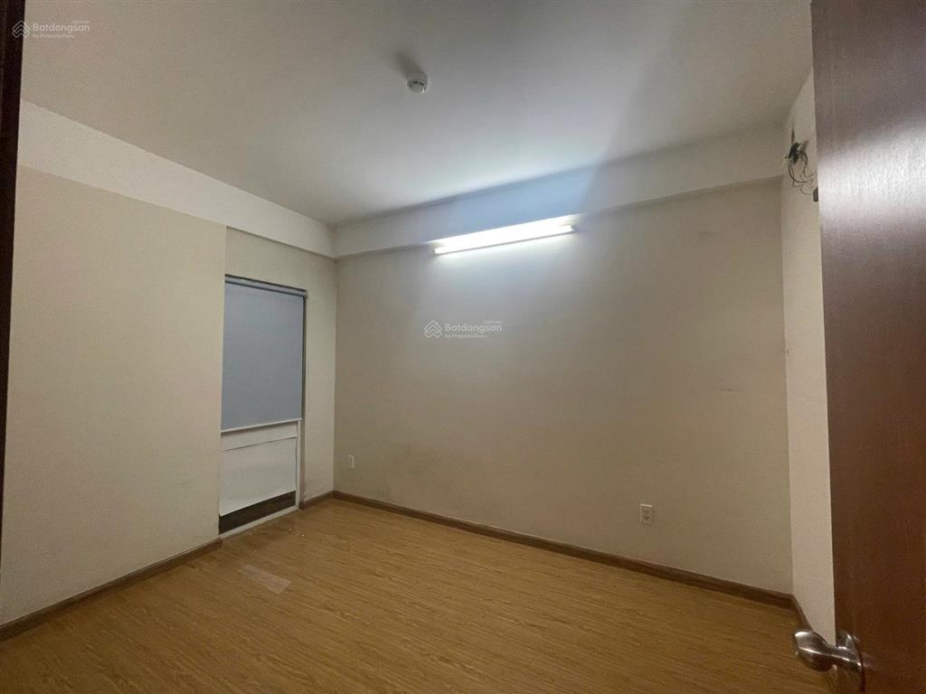 Cho thuê căn 1pn+, 1wc flora anh đào full nội thất giá 7.5tr/tháng
