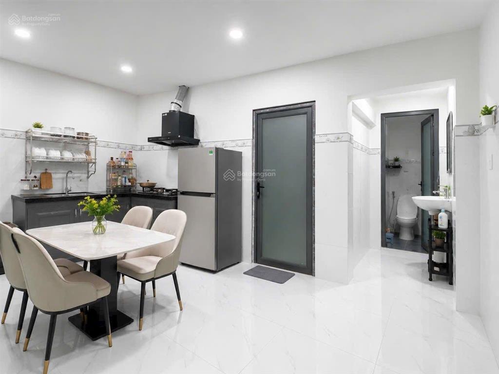 Bán nhà mặt tiền đường số lê văn việt  xe hơi ngủ trong nhà  gần vincom quận 9  chỉ 5,5 tỷ