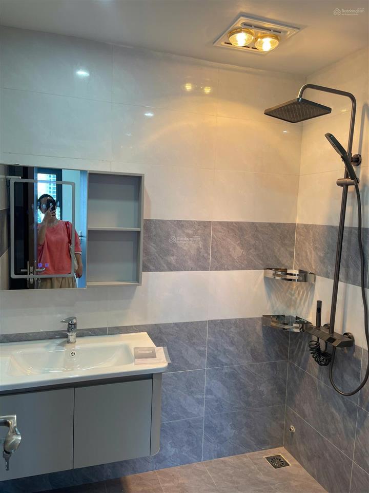 Chính chủ cần bán căn 2 ngủ tại toà athena complex pháp vân giá 4.95 ty
69m2, view đẹp giá