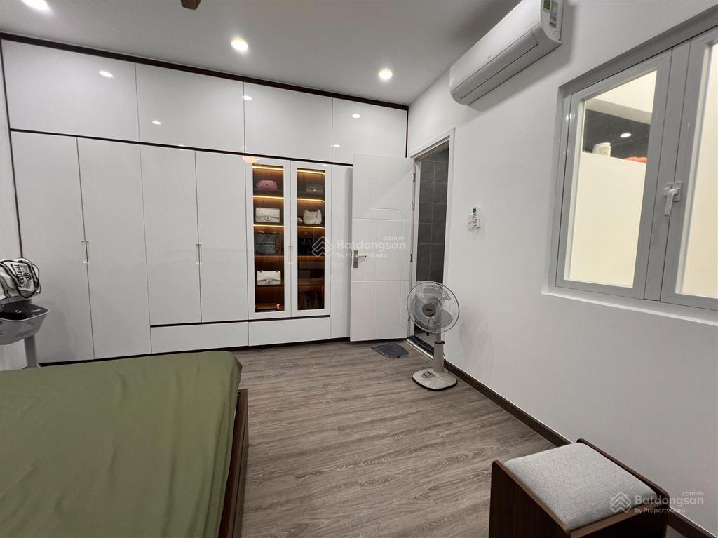 Bán nhà xe hơi đổ cửa chu văn an 5x18 1 lầu giá chỉ 12 tỷ