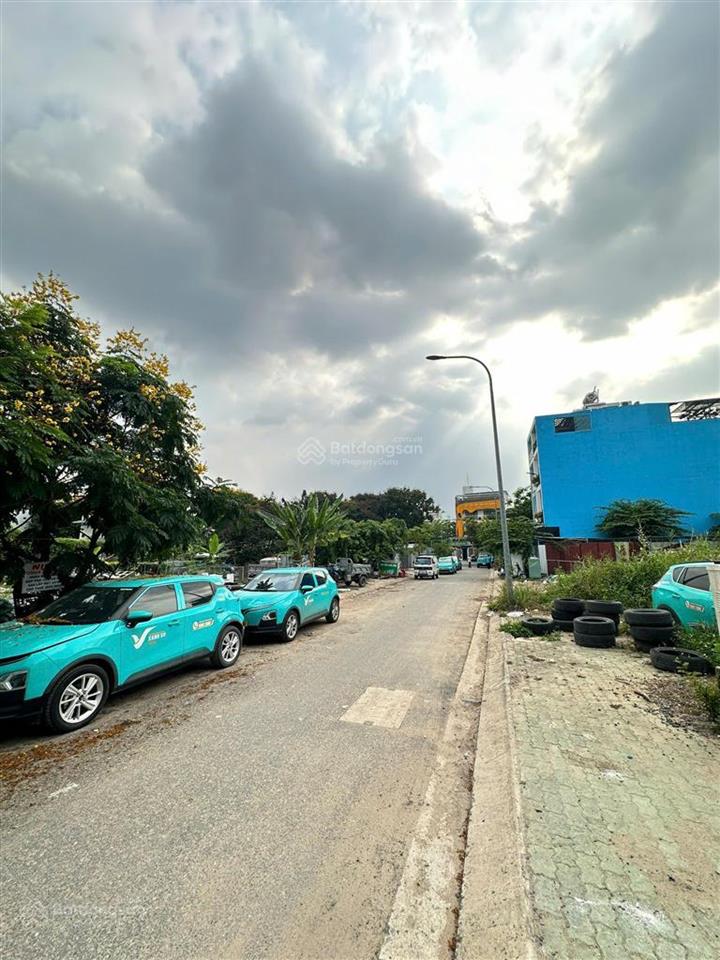 Bán lô đất hxh sát mt đặng thùy trâm 4x20 sát đại học văn lang