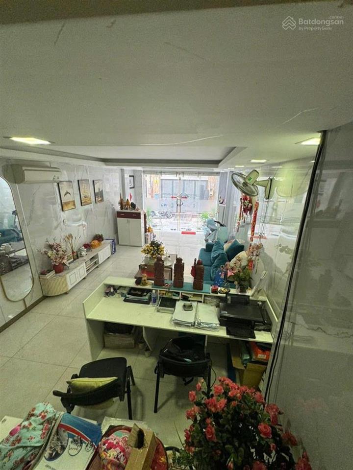 Ô tô ngủ trong nhà nhà bán bình thạnh. 4x18m, 6 tầng có thang máy