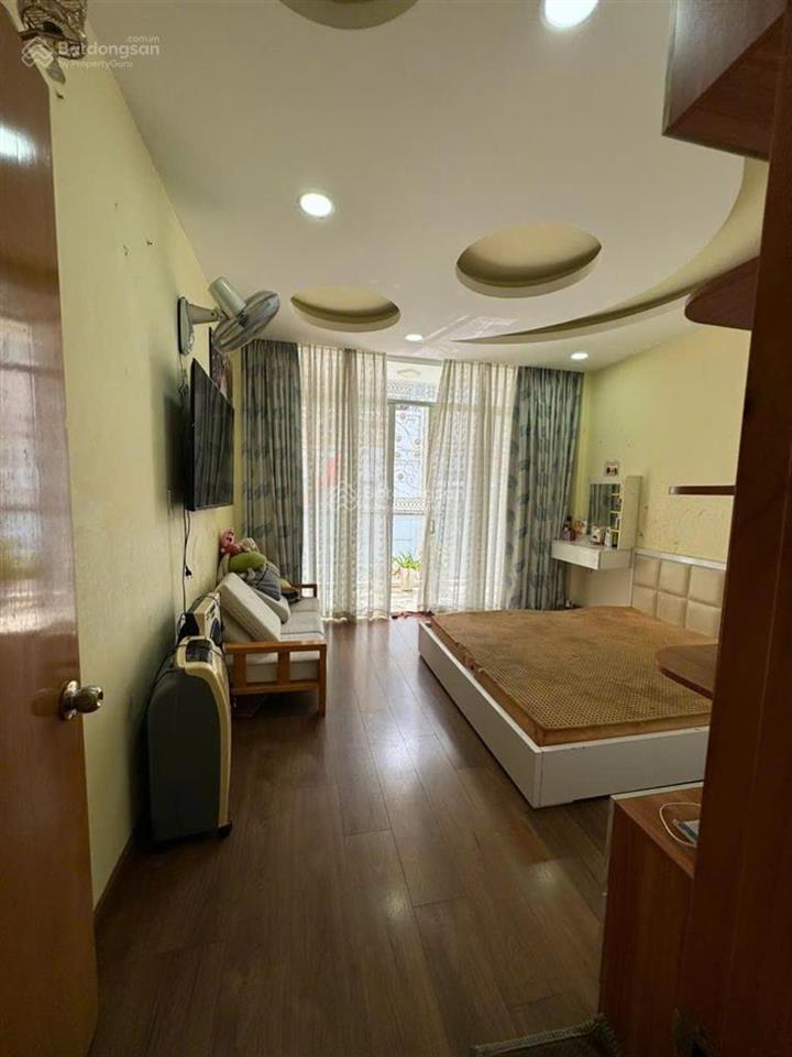 Ô tô ngủ trong nhà nhà bán bình thạnh. 4x18m, 6 tầng có thang máy