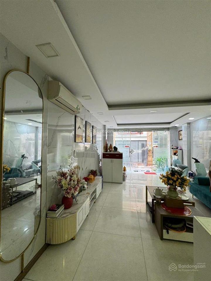Ô tô ngủ trong nhà nhà bán bình thạnh. 4x18m, 6 tầng có thang máy