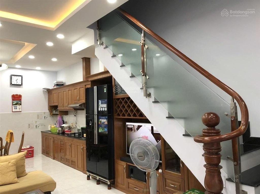 Xuất cảnh cần bán nhà hẻm xe hơi phạm văn đồng 4x13 2lầu 4pn