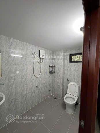 Ngay bà chiểu  bán chdv 5 tầng bạch đằng 4.9x18m  sẵn hđ 45tr/tháng  còn 10.8 tỷ tl