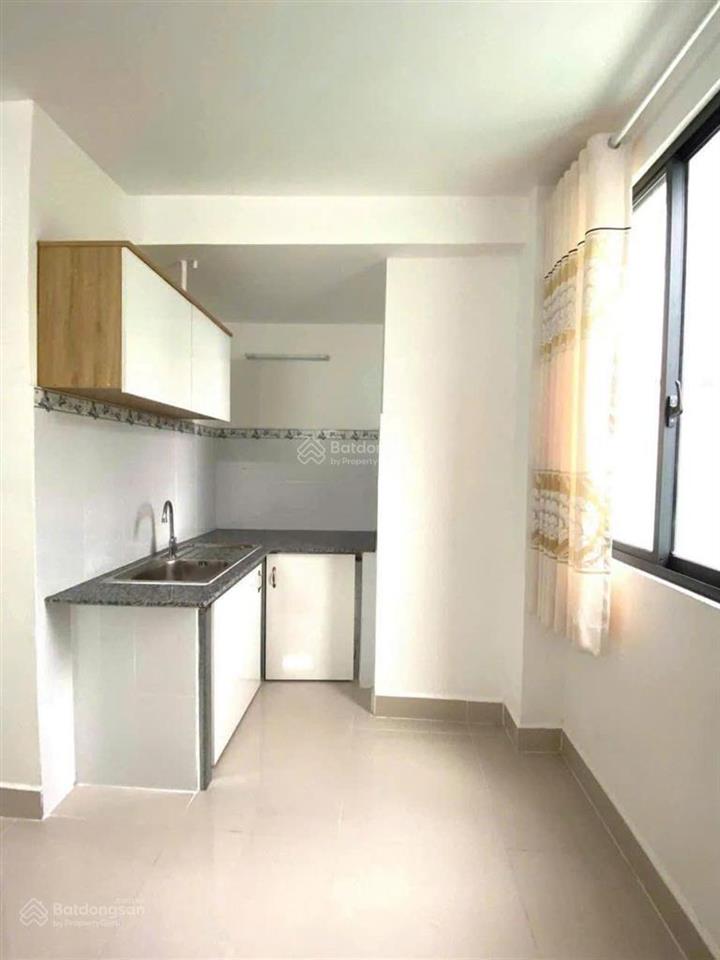 Ngay bà chiểu  bán chdv 5 tầng bạch đằng 4.9x18m  sẵn hđ 45tr/tháng  còn 10.8 tỷ tl
